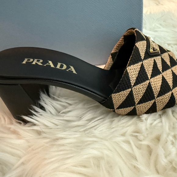 Prada Black and Cream Geometric Heels Size 36 - Picture 3 of 8